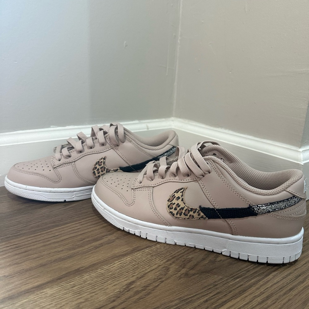 DUNK LO SE MNS WMNS
"PRIMAL PINK"